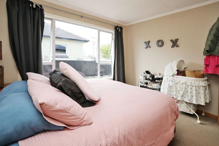 Photo of property in 66 Bullar Street, Grasmere, Invercargill, 9810