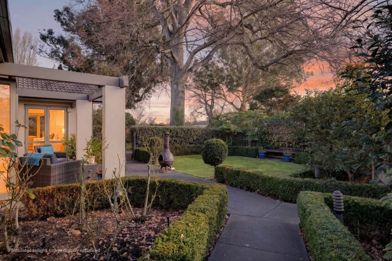 Photo of property in 6 Acorn Close, Waltham, Christchurch, 8023