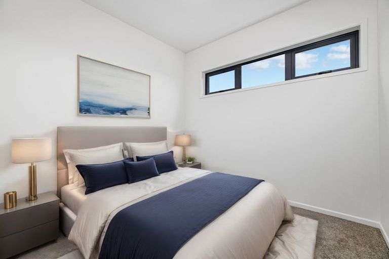 Photo of property in 4/43b Waimumu Road, Massey, Auckland, 0614