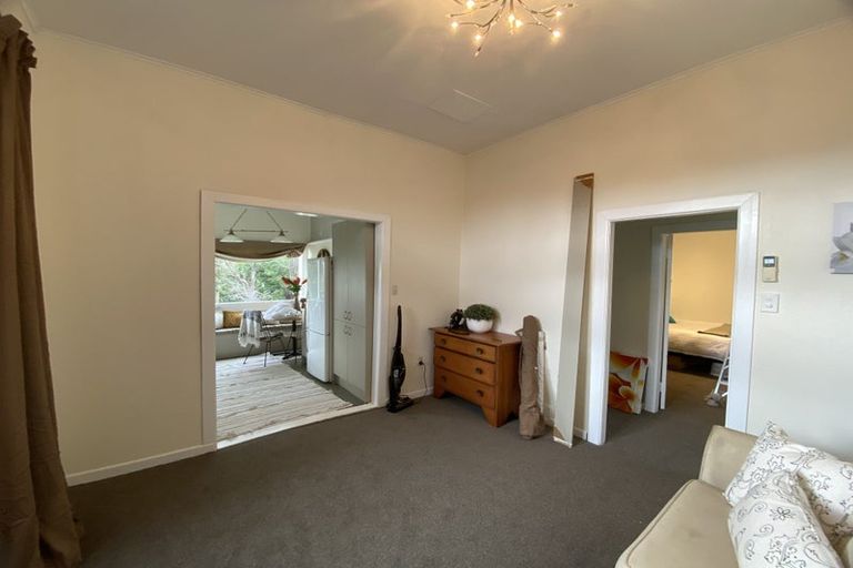 Photo of property in 57 Aurora Terrace, Kelburn, Wellington, 6012