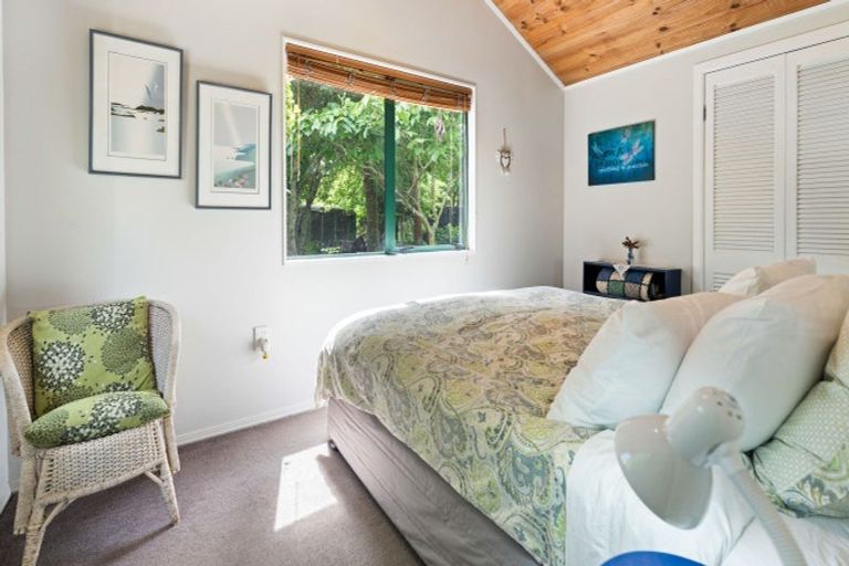 Photo of property in 23 Wharf Road, Clarks Beach, Pukekohe, 2679