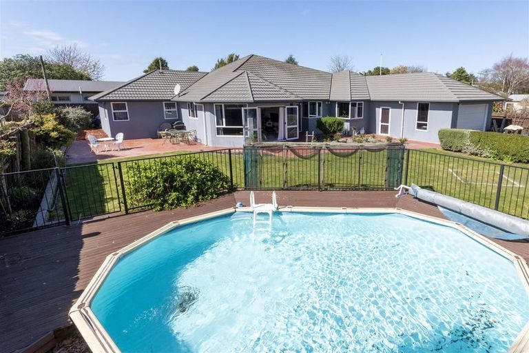 Photo of property in 4 Stanton Place, Woodend, 7610