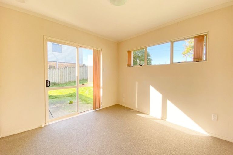 Photo of property in 3 Hawkley Close, Flat Bush, Auckland, 2019