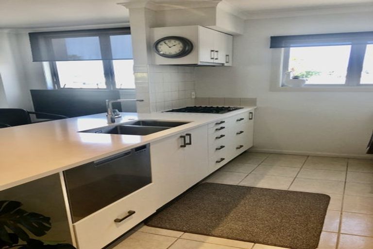 Photo of property in Salisbury Crown, 11/7 Salisbury Avenue, Mount Maunganui, 3116