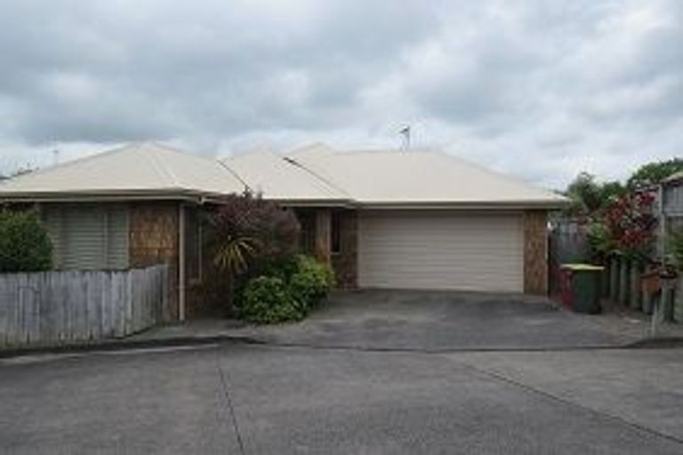 Photo of property in 131a Rototuna Road, Rototuna, Hamilton, 3210