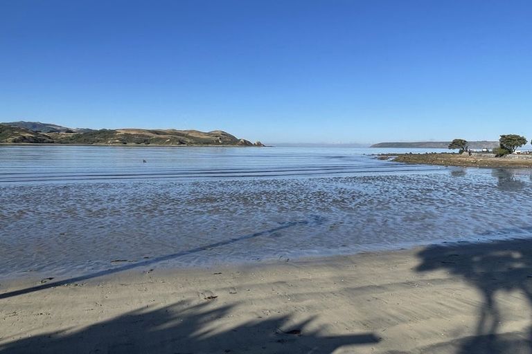 Photo of property in 2 Bath Street, Plimmerton, Porirua, 5026