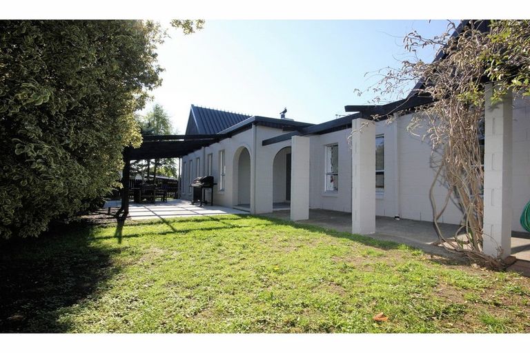 Photo of property in 1 Bell Street, Rangiora, 7400
