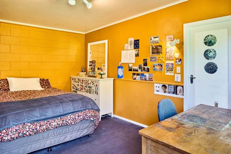 Photo of property in 5 Marina Grove, Hutt Central, Lower Hutt, 5010