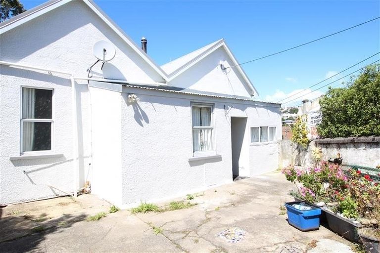 Photo of property in 264 South Road, Caversham, Dunedin, 9012