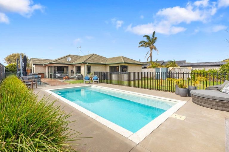 Photo of property in 29 Rosberg Place, Mount Maunganui, 3116