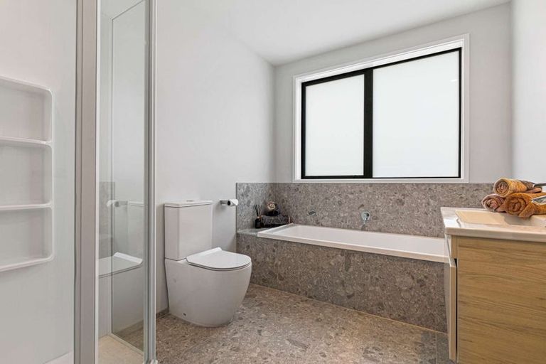 Photo of property in 42 Hinaki Street, Poike, Tauranga, 3112