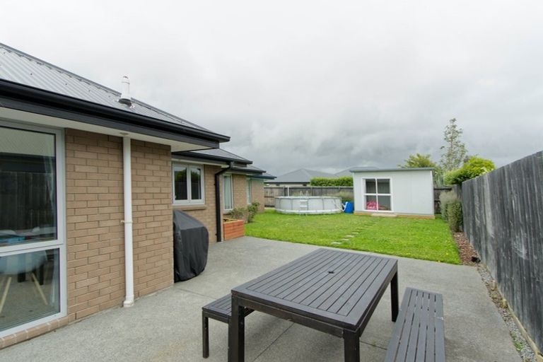 Photo of property in 15 Graycliffe Street, Halswell, Christchurch, 8025