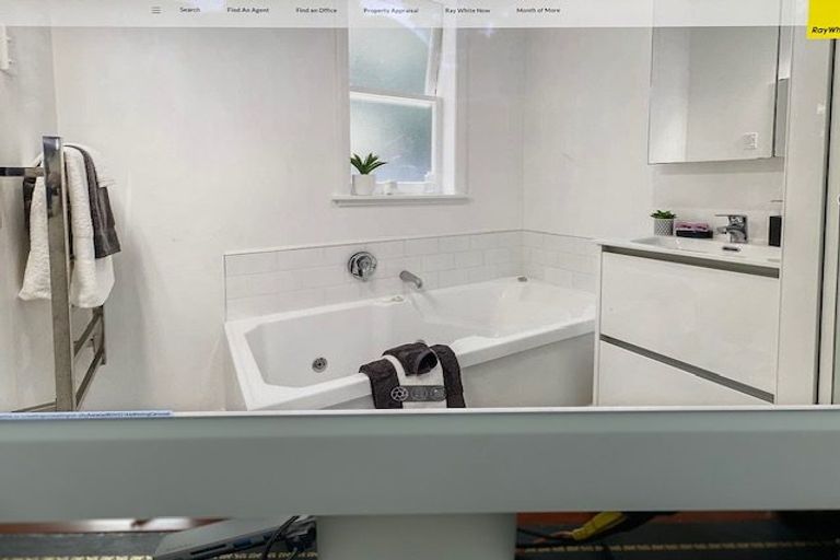 Photo of property in 140 Rakau Road, Hataitai, Wellington, 6021