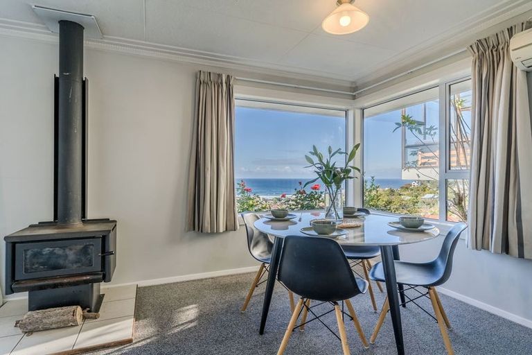 Photo of property in 14 Seaview Terrace, Kew, Dunedin, 9012