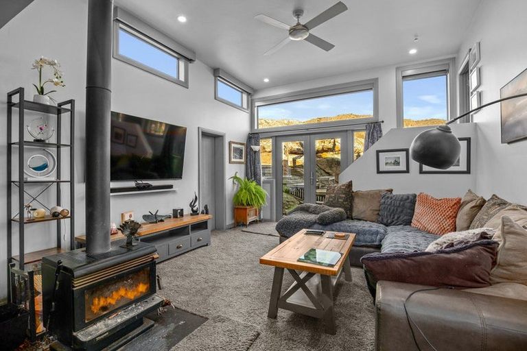 Photo of property in 30 Kerry Street, Alexandra, 9320