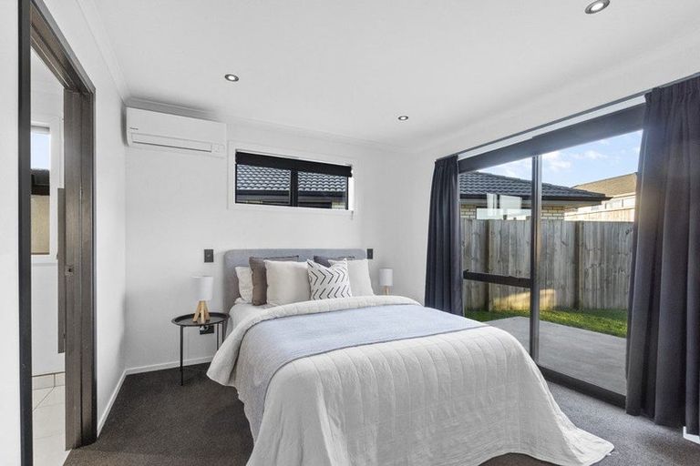 Photo of property in 17 Pragma Rise, Rototuna North, Hamilton, 3210