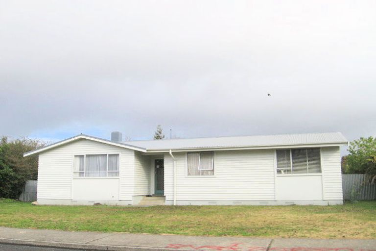 Photo of property in 37 Yarmouth Road, Flaxmere, Hastings, 4120