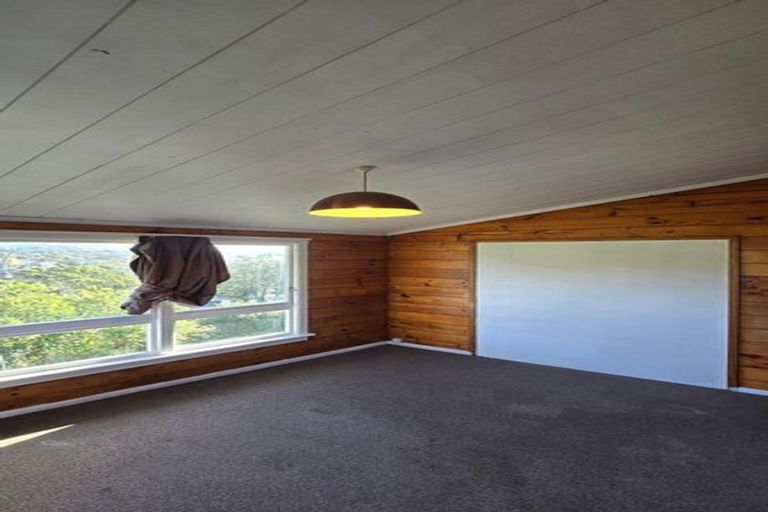 Photo of property in 33 Croydon Street, Karori, Wellington, 6012