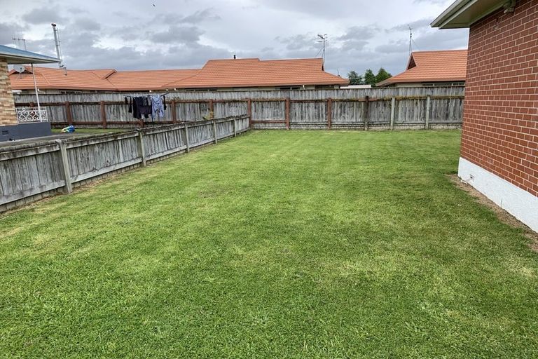 Photo of property in 21 Stanley Street, Levin, 5510