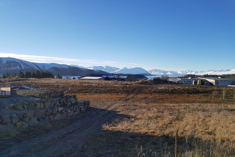 Photo of property in 18 Mistake Drive, Lake Tekapo, 7999