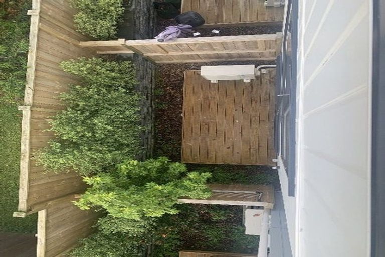 Photo of property in 2/14 Ayr Road, Pakuranga, Auckland, 2010