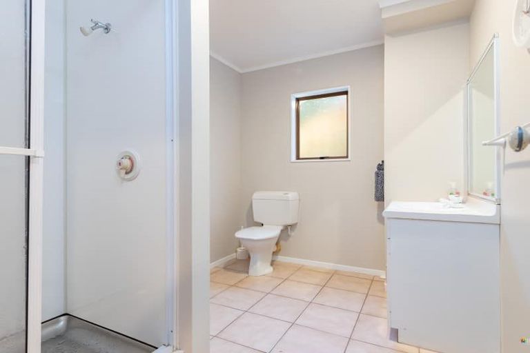 Photo of property in 8 Matuhi Street, Tirohanga, Lower Hutt, 5010