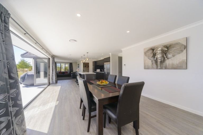 Photo of property in 7 Hartwell Drive, Kelvin Grove, Palmerston North, 4470