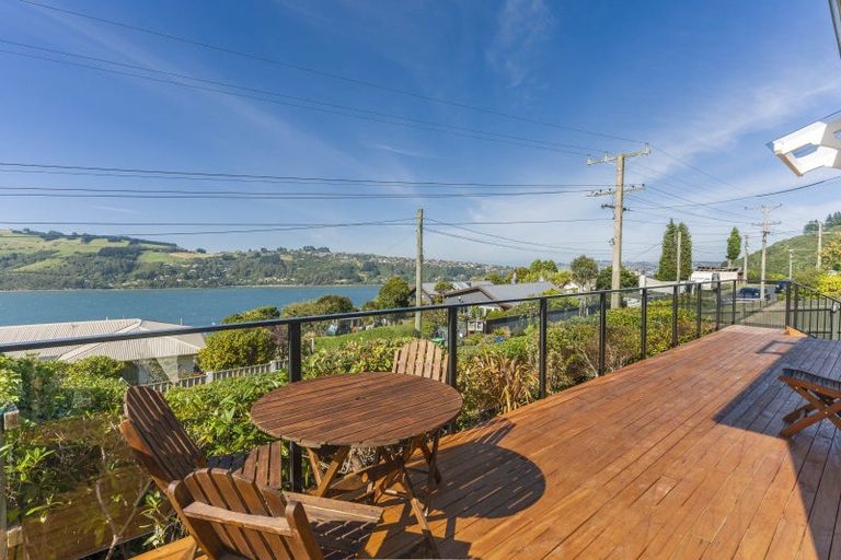 Photo of property in 11 Monowai Road, Ravensbourne, Dunedin, 9022