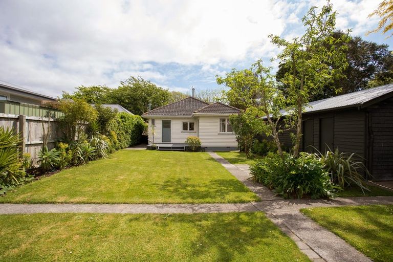 Photo of property in 116 Riverlaw Terrace, Saint Martins, Christchurch, 8022