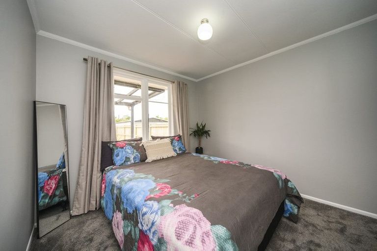 Photo of property in 79 Sutherland Crescent, Westbrook, Palmerston North, 4412