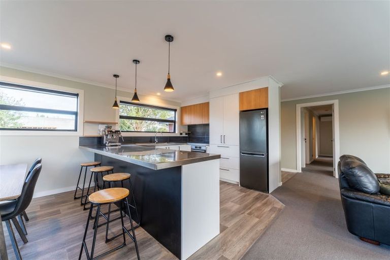 Photo of property in 6 Rimu Street, Pleasant Point, 7903