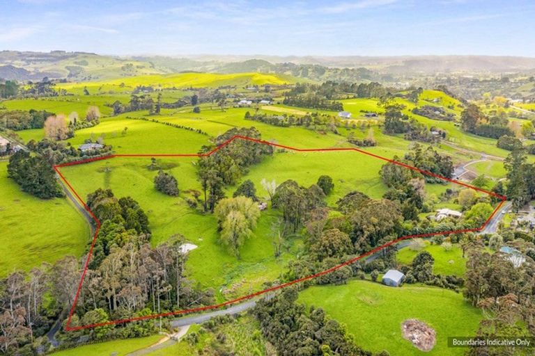 Photo of property in 86 Taha Road, Waimauku, 0881