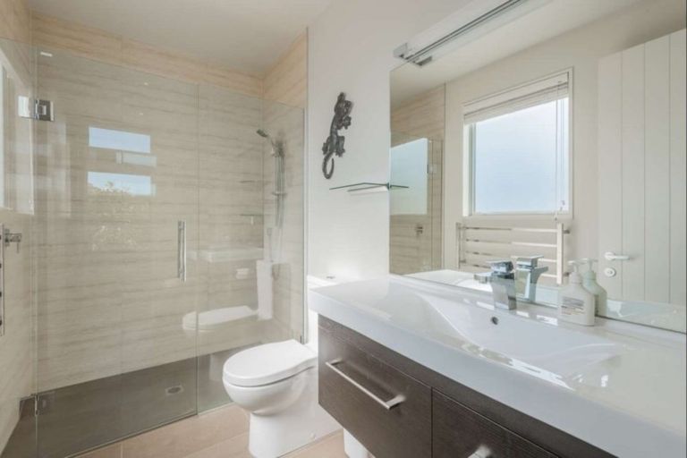 Photo of property in 13 Coromandel Street, Wanaka, 9305