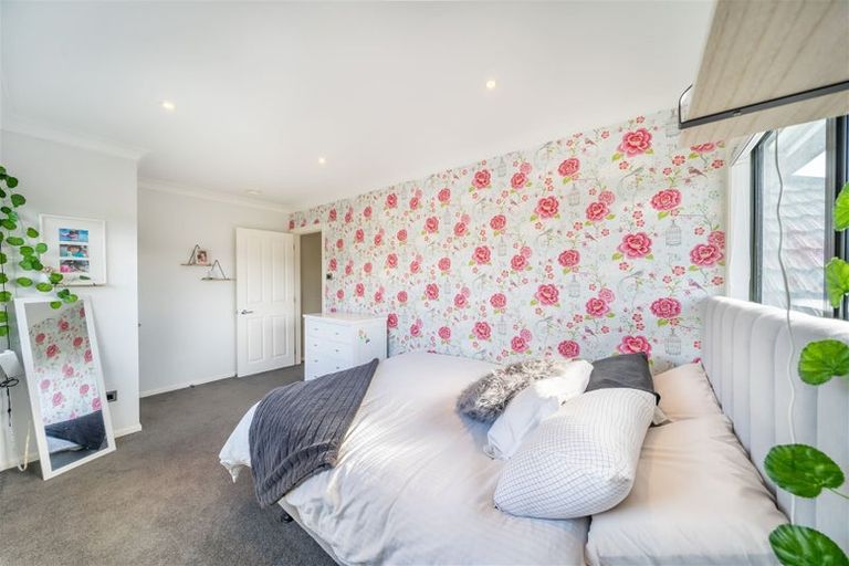 Photo of property in 70 Samwell Drive, Whitby, Porirua, 5024