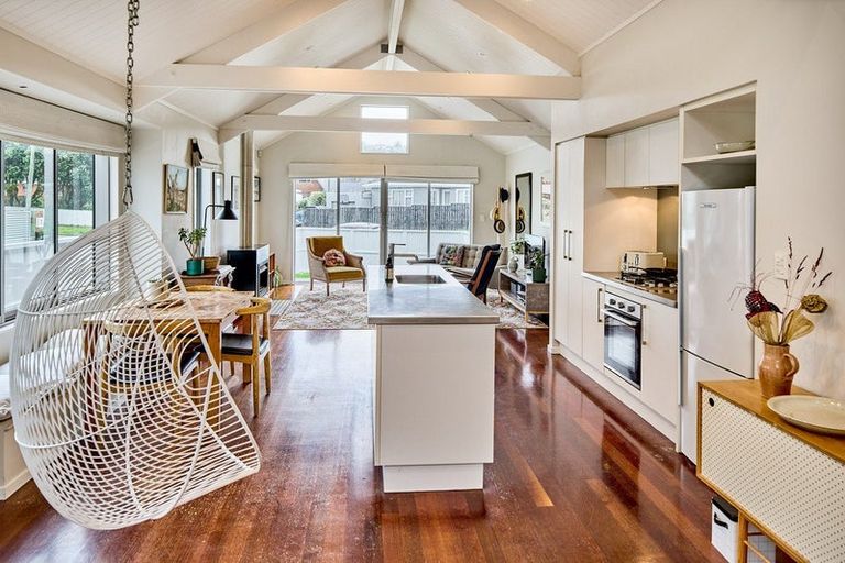 Photo of property in 5a Lambley Road, Titahi Bay, Porirua, 5022