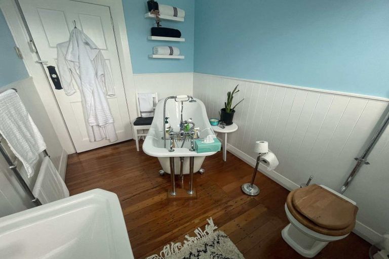 Photo of property in 11 Ure Street, South Hill, Oamaru, 9400