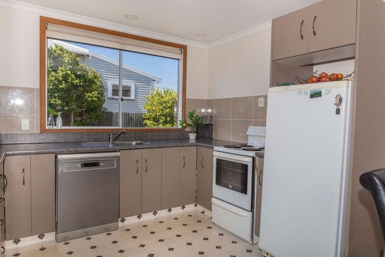 Photo of property in 20 Salisbury Street, Dannevirke, 4930