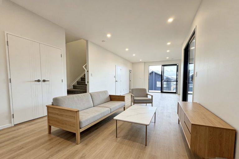 Photo of property in 11 Aituaa Road, Pukekohe, 2120