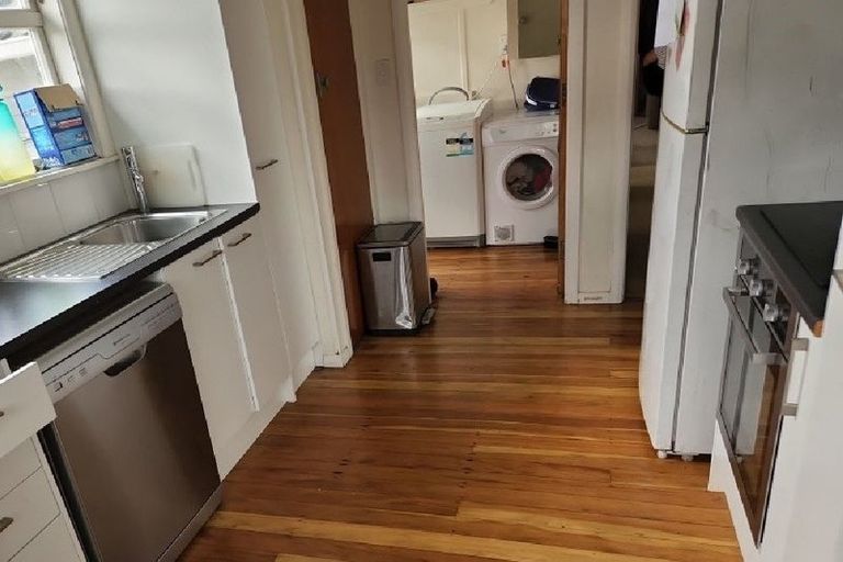 Photo of property in 16 Verel Street, Fairfield, Hamilton, 3214