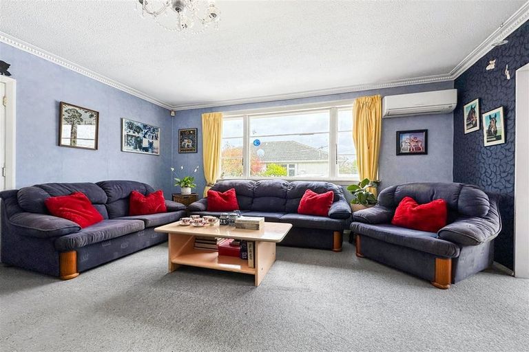 Photo of property in 34 Mortlake Street, Islington, Christchurch, 8042