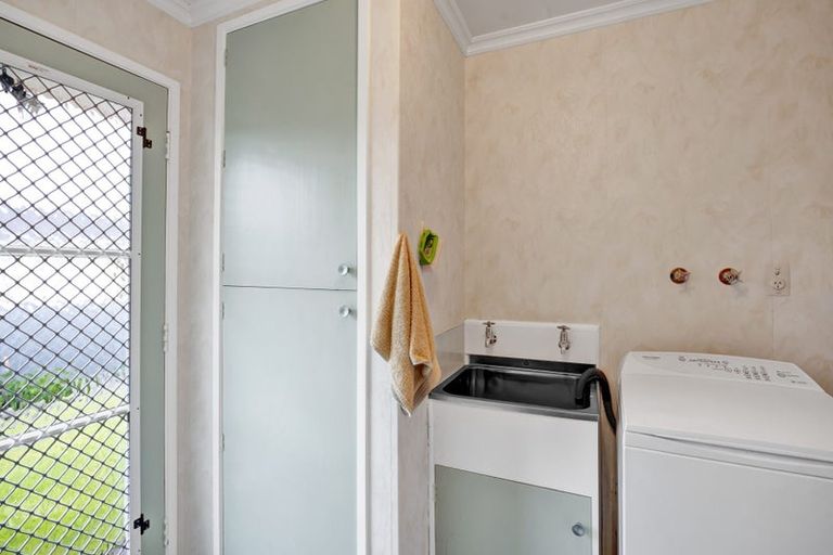 Photo of property in 46 Argyle Street, Hawera, 4610