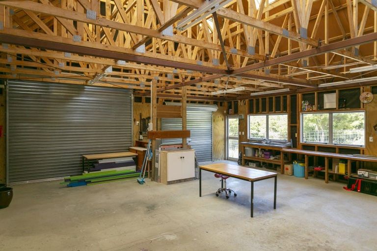 Photo of property in 21 Parerohi Grove, Kuratau, Turangi, 3381