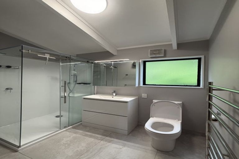 Photo of property in 63 Makara Road, Karori, Wellington, 6012