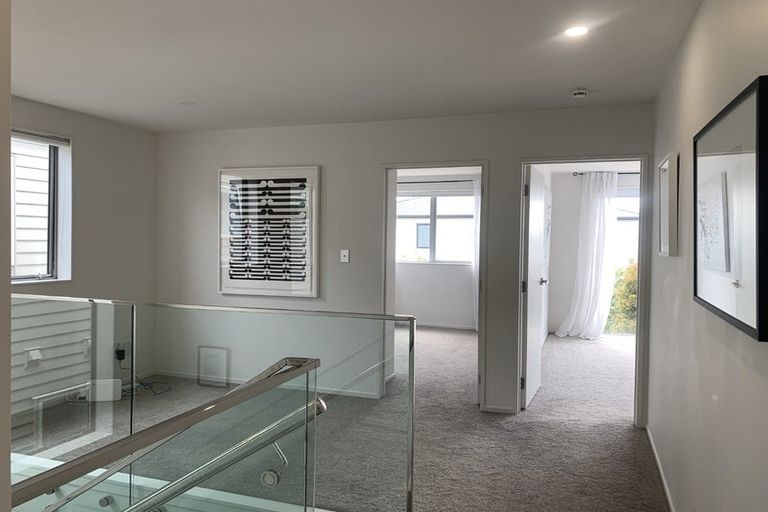 Photo of property in 2 Blackbird Lane, Hobsonville, Auckland, 0616