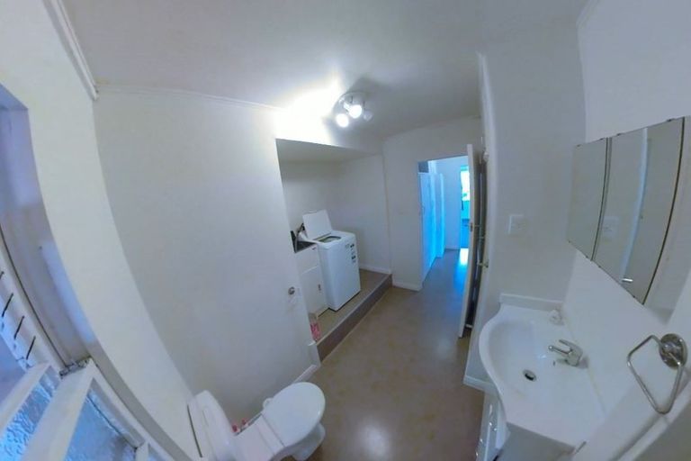 Photo of property in 35 Esmonde Road, Takapuna, Auckland, 0622