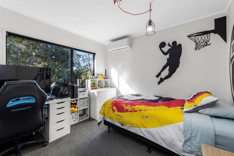 Photo of property in 19a Riddell Road, Glendowie, Auckland, 1071