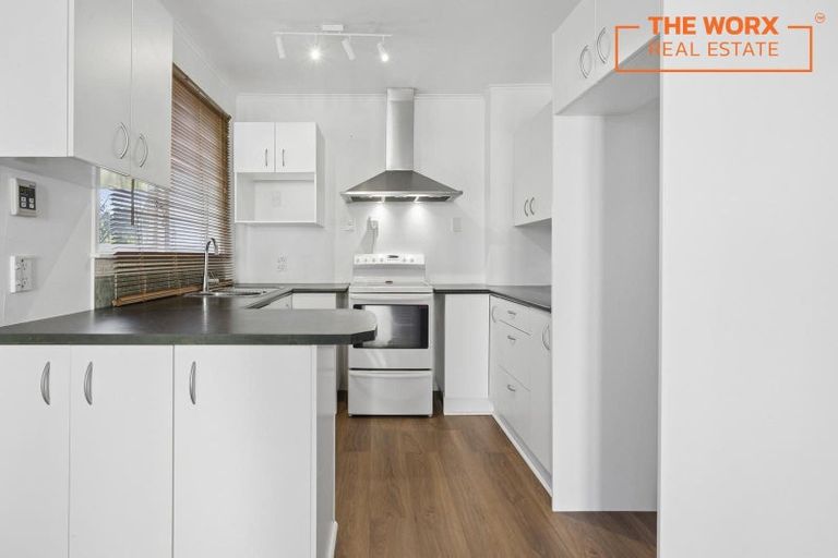 Photo of property in 136a Dimock Street, Titahi Bay, Porirua, 5022