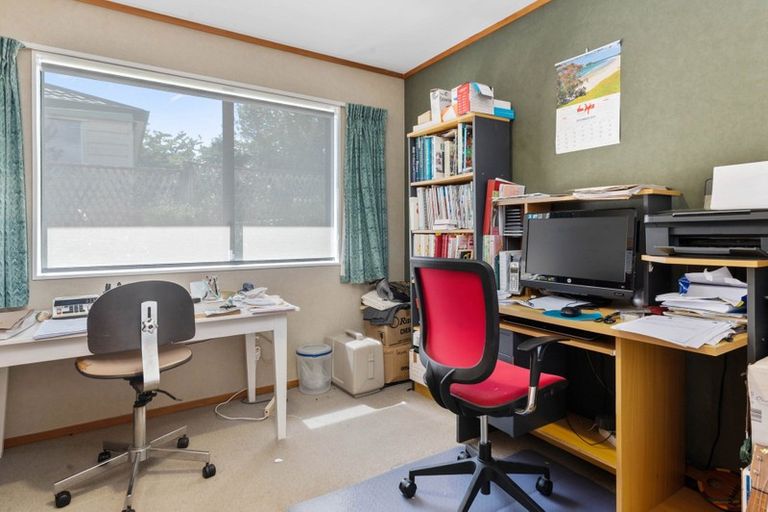 Photo of property in 52 Tawavale Street, Pukehangi, Rotorua, 3015