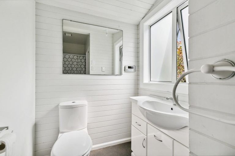 Photo of property in 29 Ngatitoa Street, Tawa, Wellington, 5028