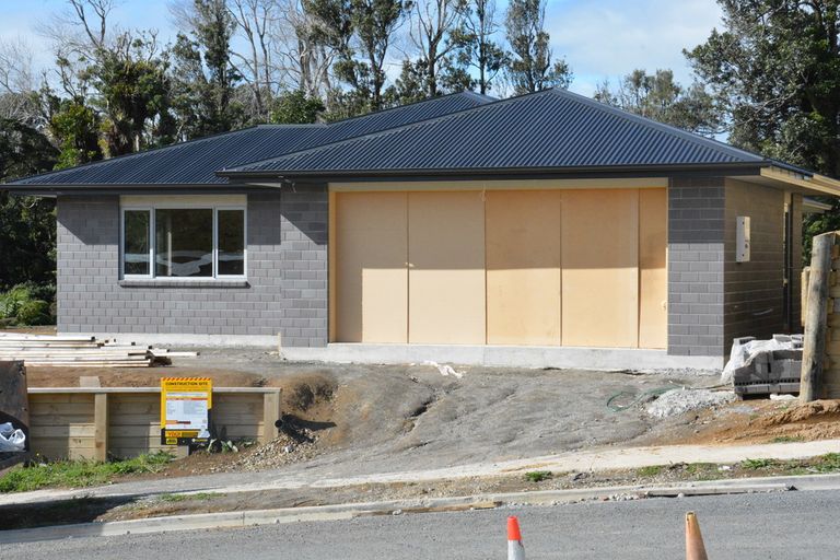 Photo of property in 47 Cyrus Street, Whalers Gate, New Plymouth, 4310